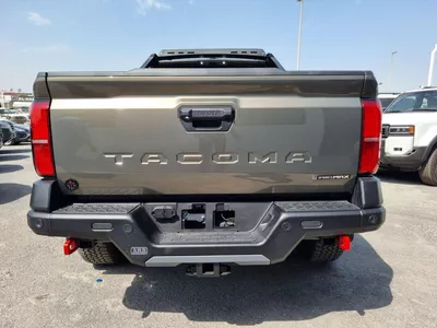 Toyota Tacoma TrailHunter Brand New * Export Price *-15