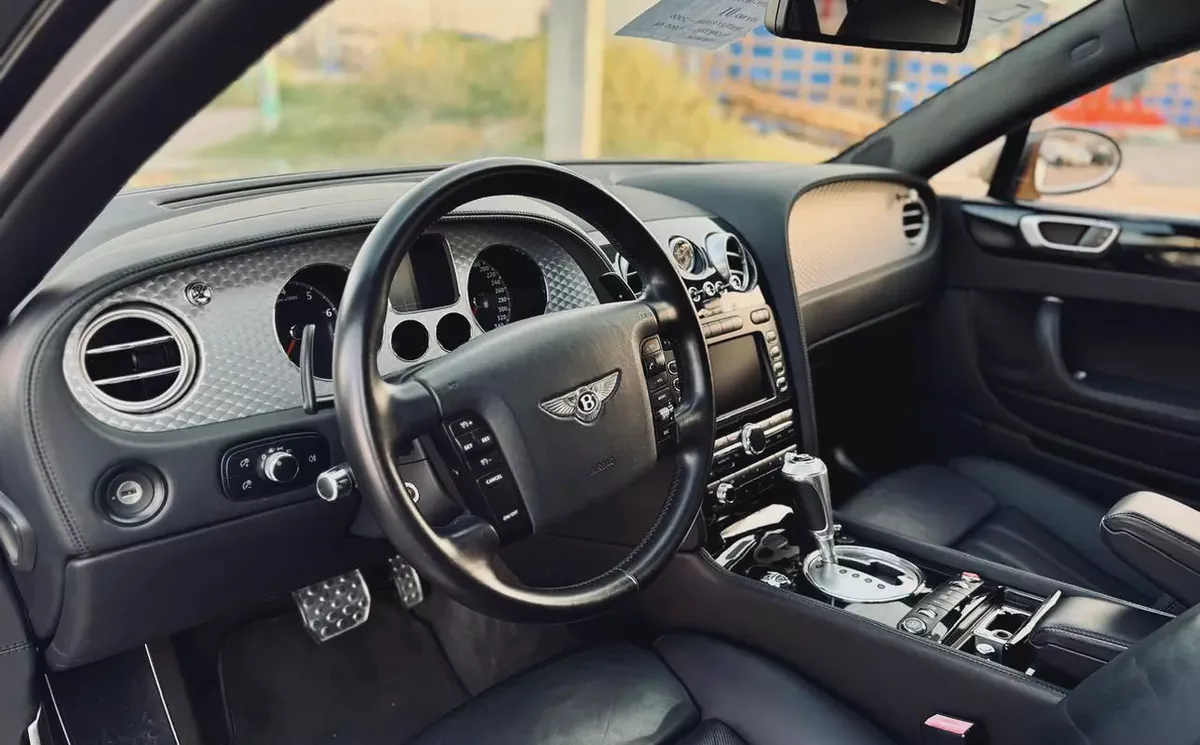BENTLEY FLYINGSPUR | 2006 | CLEAN CAR | FRESH JAPAN IMPORT-9-9