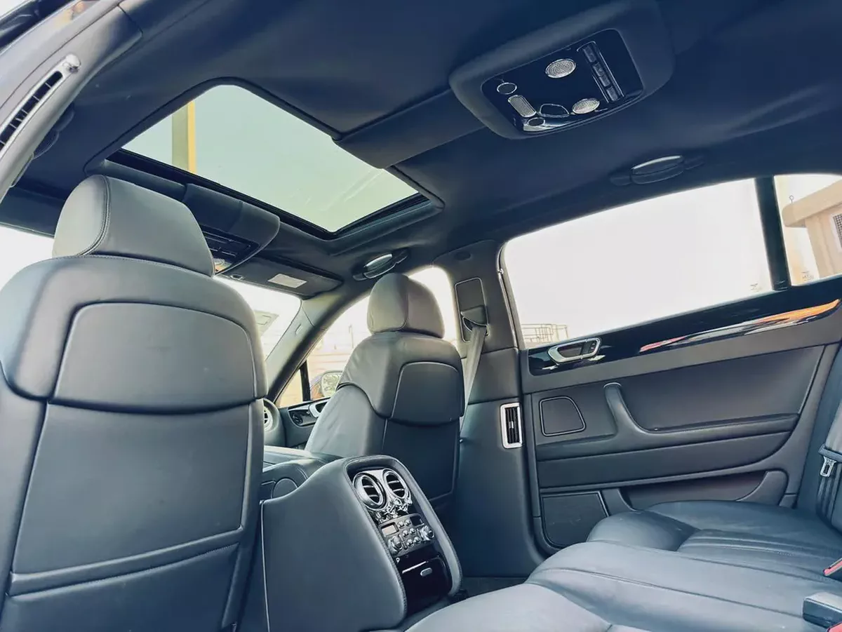BENTLEY FLYINGSPUR | 2006 | CLEAN CAR | FRESH JAPAN IMPORT-10-10