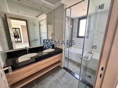 Prestigious House | Brand New End Unit | Gated Community-10