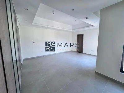 Prestigious House | Brand New End Unit | Gated Community-14