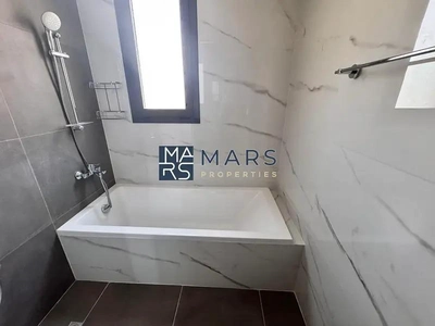 Prestigious House | Brand New End Unit | Gated Community-19