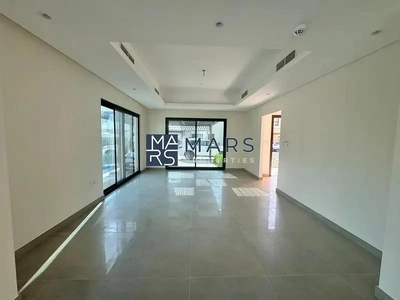 Prestigious House | Brand New End Unit | Gated Community-5