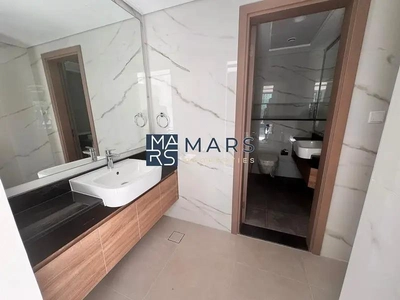 Prestigious House | Brand New End Unit | Gated Community-6