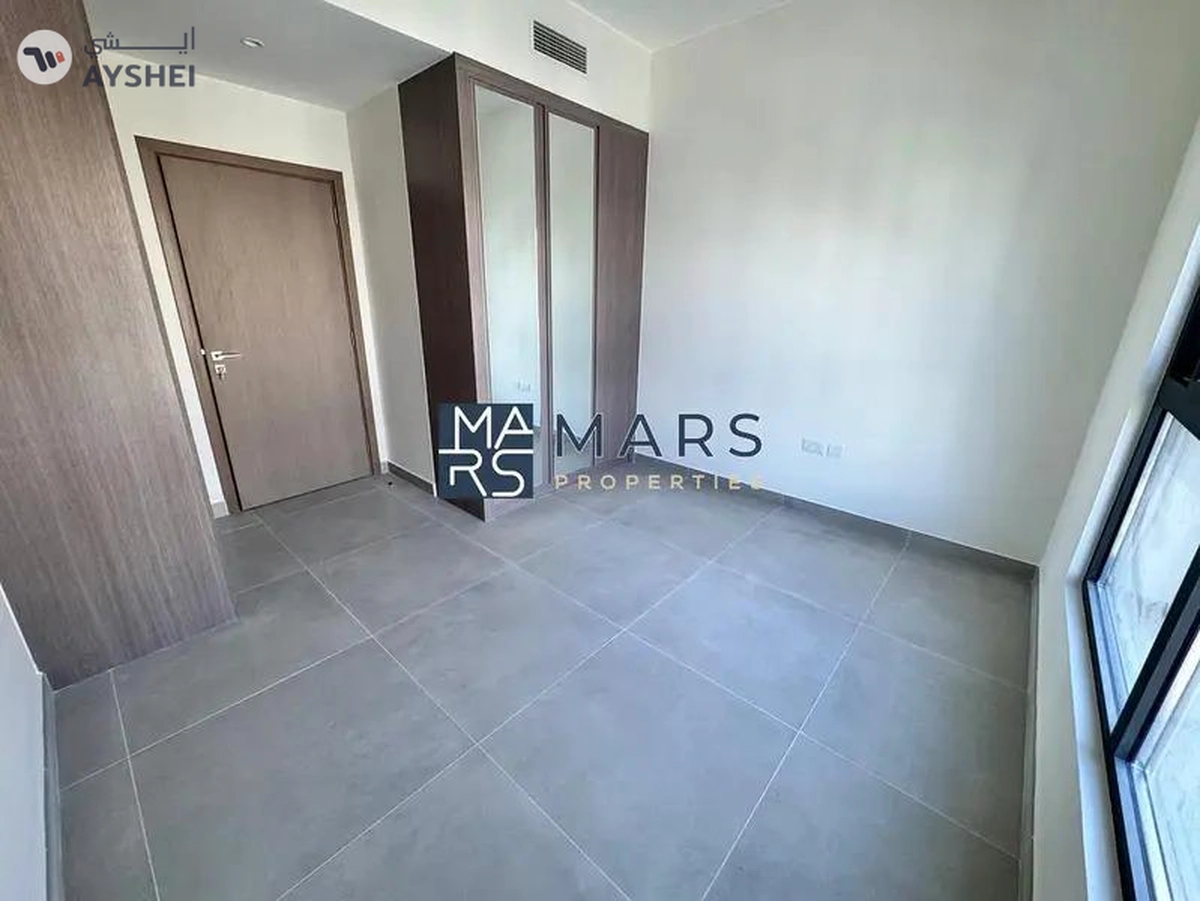Prestigious House | Brand New End Unit | Gated Community-25-25