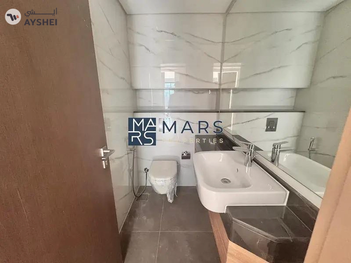 Prestigious House | Brand New End Unit | Gated Community-8-8