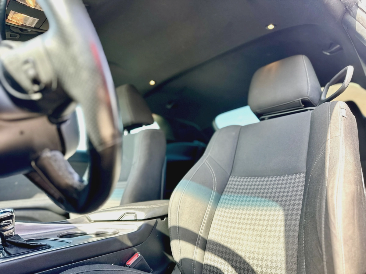 2019 Dodge Challenger SXT-6-6