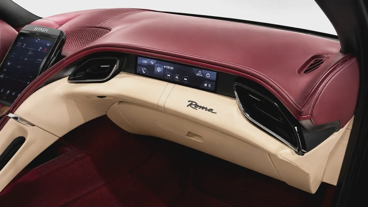 Ferrari Roma 2022 - 27,000 kms