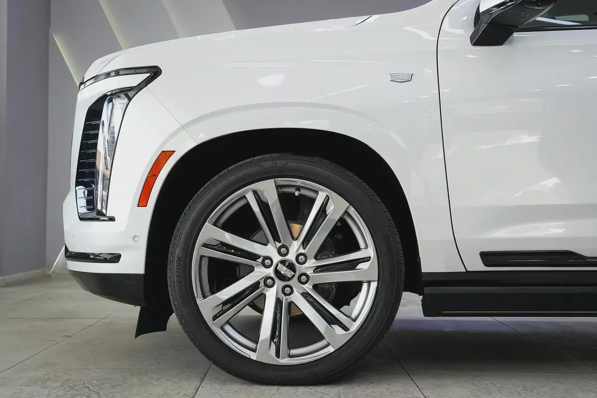 2025 - CADILLAC ESCALADE SPORT PLATINUM - Prestige Condition for 444,000.00 AED-8-8