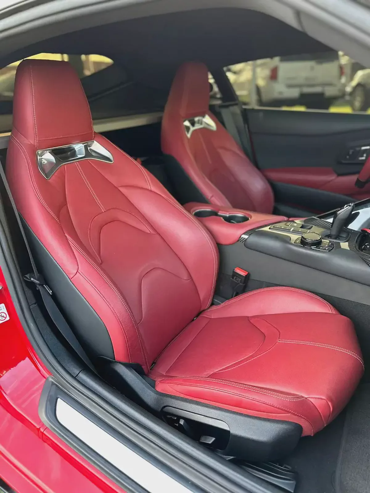 TOYOTA SUPRA GR V6 GCC 2022 FULL OPTION ORIGINAL PAINT FULL SERVICE HISTORY UNDER WARRANTY-11-11