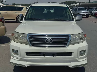 Toyota landcruiser 2010 v6 white color GCC calen car-1