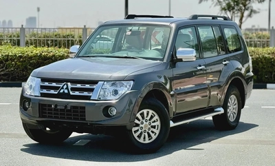 2012 Mitsubishi Pajero GLS V6 AWD G.C.C-1