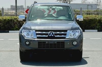 2012 Mitsubishi Pajero GLS V6 AWD G.C.C-4