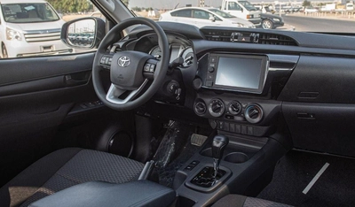 Toyota Hilux SGLX TOYOTA HILUX 2.4L MID OPTION A/T MY2025 FOR EXPORT-10