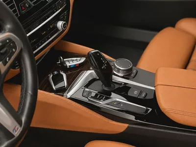 AED 1,183 P.M |BMW 5-Series 520i M Sport 2018 | GCC Specs | Pristine Condition-12