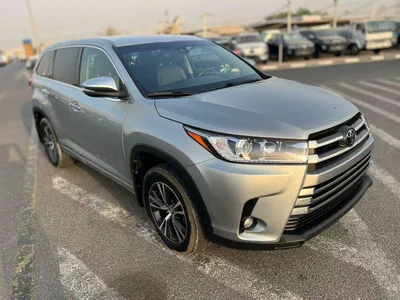 Toyota Highlander LE 2017 Toyota Highlander - MidOption - 3.5L V6 - Full 7 Seater - Trunk Auto-0