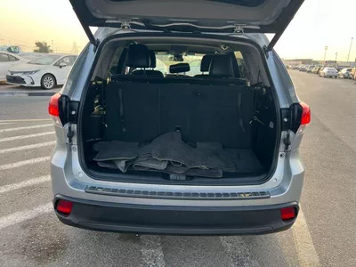 Toyota Highlander LE 2017 Toyota Highlander - MidOption - 3.5L V6 - Full 7 Seater - Trunk Auto-19