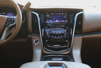 Cadillac Escalade Platinum 2018 Full Option-16