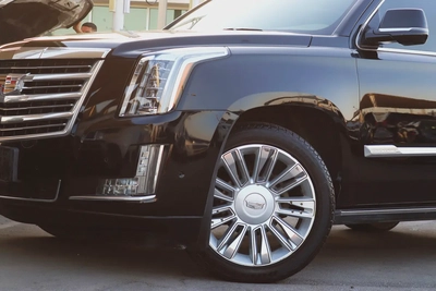 Cadillac Escalade Platinum 2018 Full Option-8