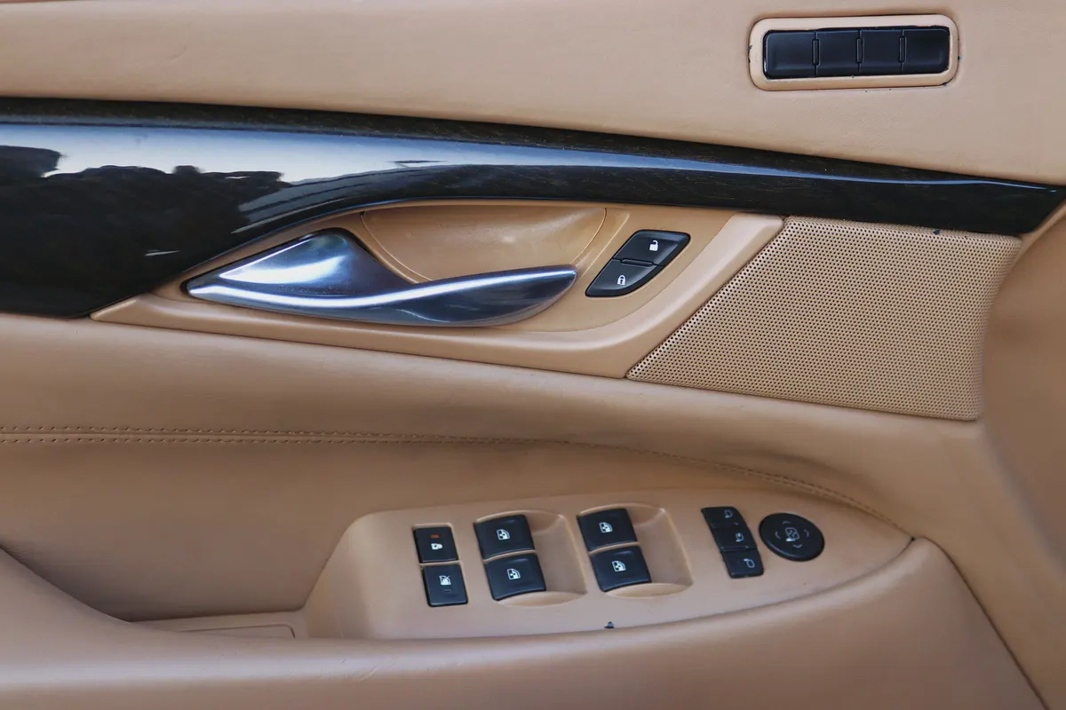 Cadillac Escalade Platinum 2018 Full Option-11-11