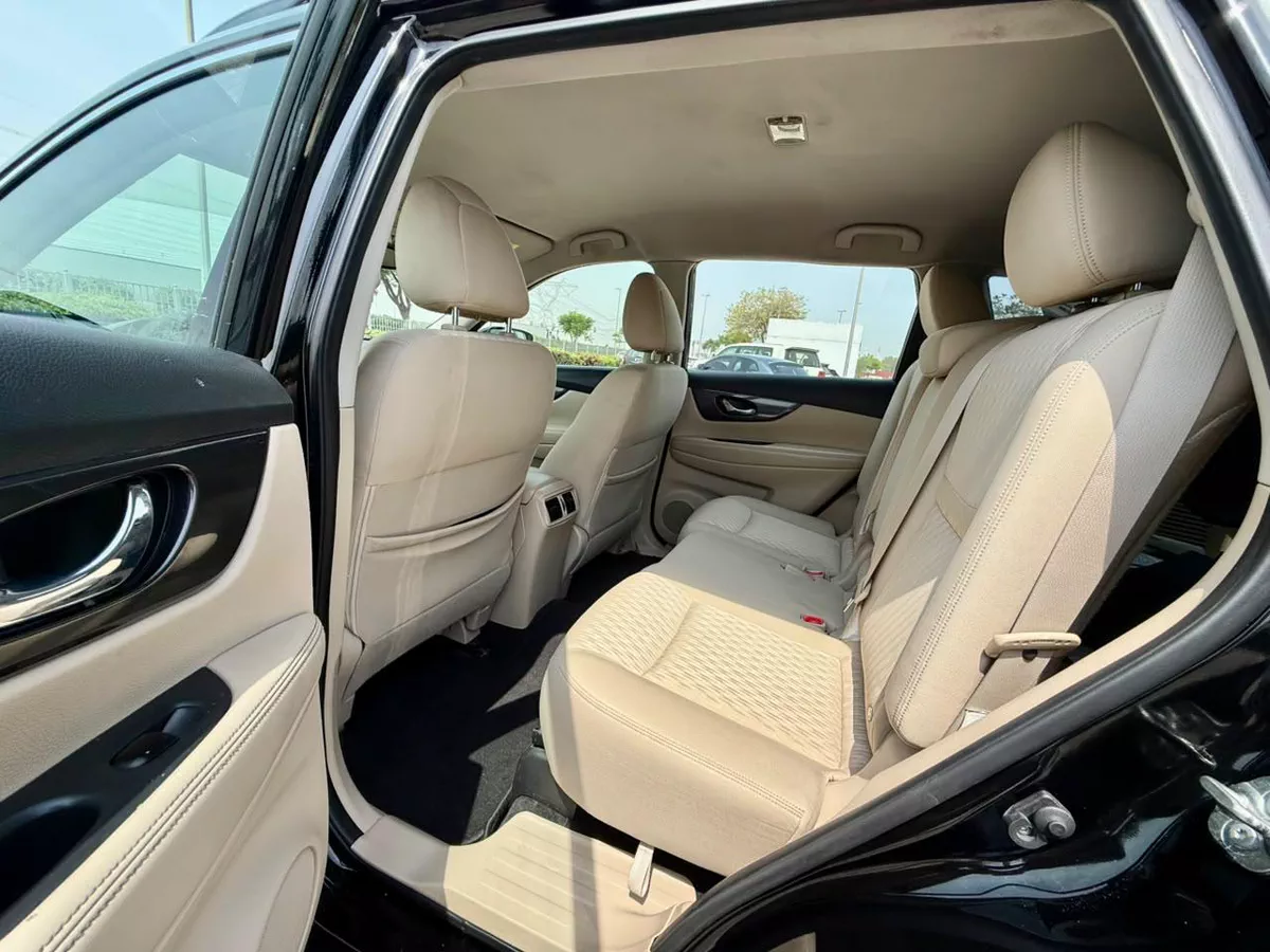 NISSAN X-TRAIL SV GCC SPECS-7-7