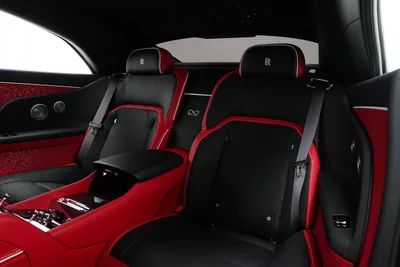 Rolls-Royce Spectre Black Badge-11