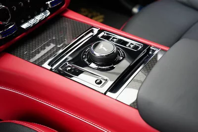 Rolls-Royce Spectre Black Badge-5