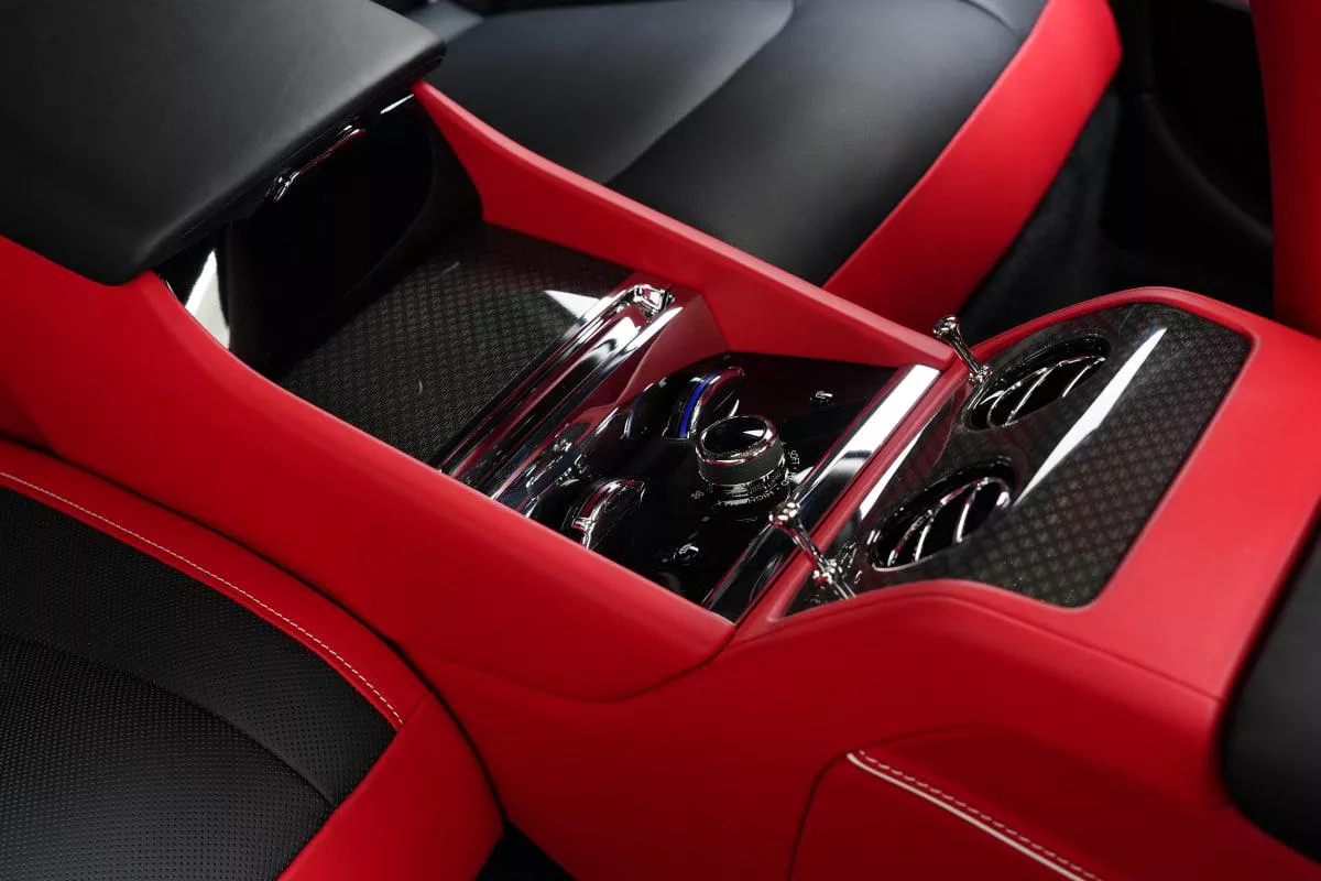 Rolls-Royce Spectre Black Badge-8-8