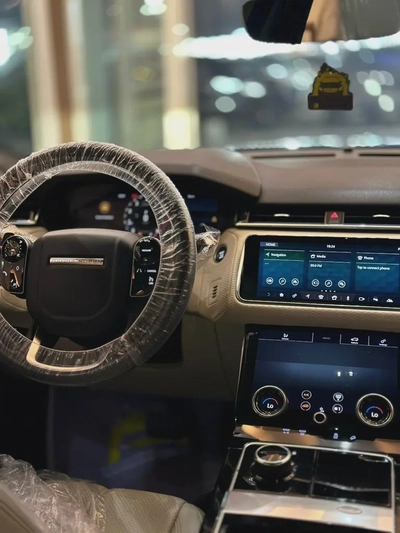 Land Rover Range Rover Velar P250 S 2018 - GCC Specs-8