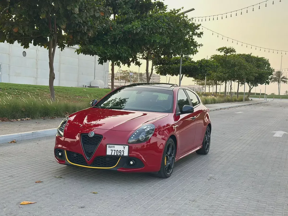 2021 Alfa Romeo Giulietta Turbo Full | GCC Specs | Pristine Condition-1-1