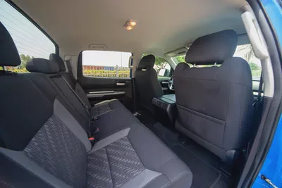 2021 Toyota Tundra Crewmax SR5 - American Specs - Excellent Condition-9