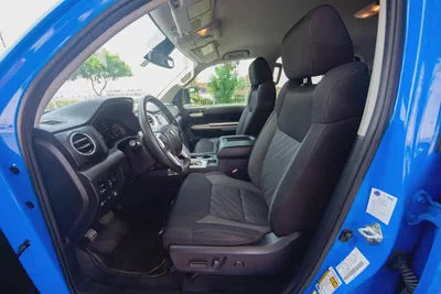 2021 Toyota Tundra Crewmax SR5 - American Specs - Excellent Condition-7