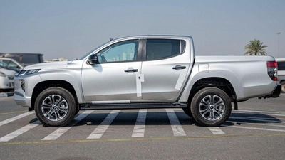 Mitsubishi L200 GLS MITSUBISHI L200 SPORTERO DC 2.4D AT 4X4 MY2023-6