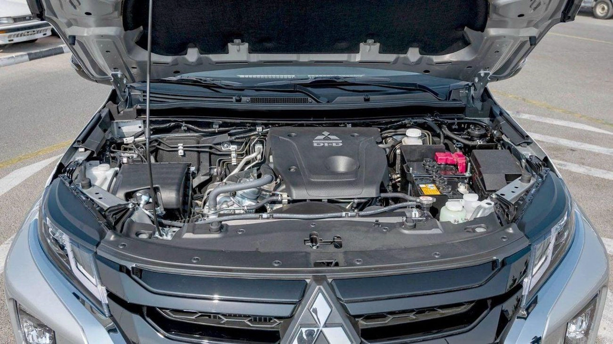 Mitsubishi L200 GLS MITSUBISHI L200 SPORTERO DC 2.4D AT 4X4 MY2023-19-0