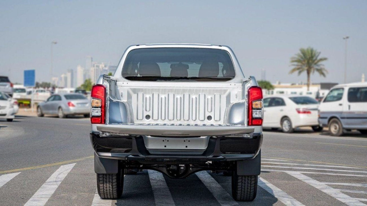Mitsubishi L200 GLS MITSUBISHI L200 SPORTERO DC 2.4D AT 4X4 MY2023-4-0