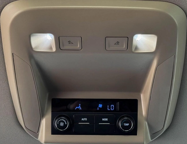 GMC Yukon XL SLE 5.3L RWD GMC YUKON | XL | SLE 5.3L | 2020 Model, GCC | Excellent Condition