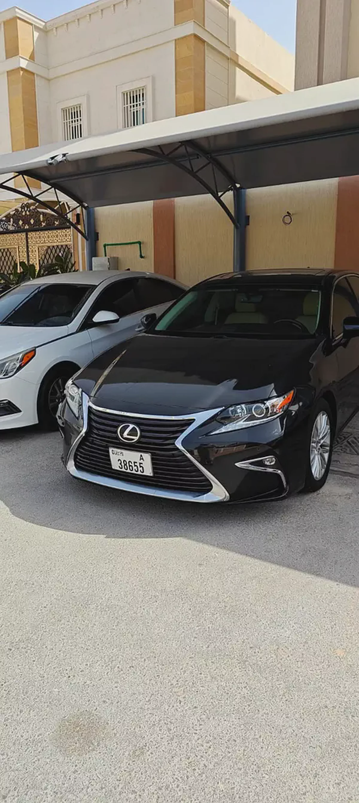2016 Lexus ES 350 - American Specs - Excellent Condition-4-4