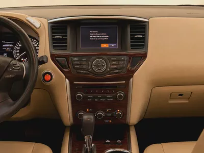 AED 873 P.M | 2018 Nissan Pathfinder SL | GCC Specs | Low Mileage | Family SUV-11