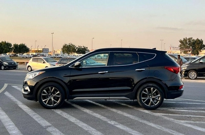 Hyundai Santa Fe 2018 Hyundai Santafe Fe Sports Full Options 2.0T V4  AWD 4x4 - Panoramic View - 360* 5 CAM --3
