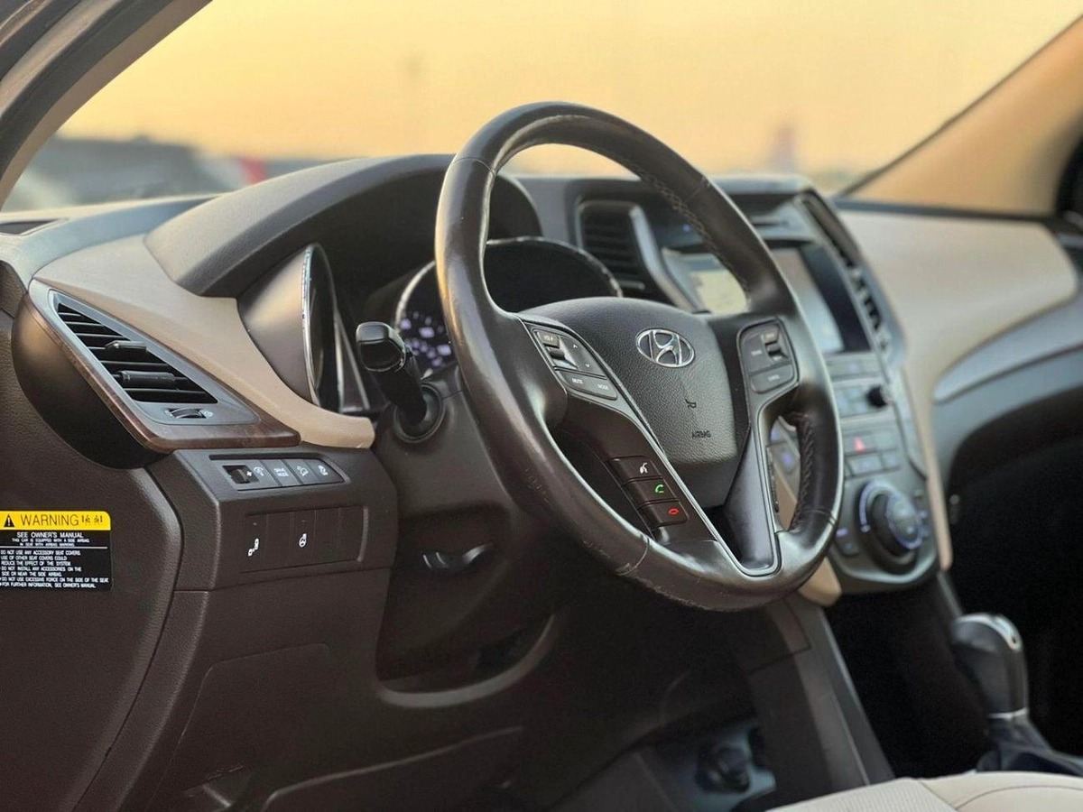Hyundai Santa Fe 2018 Hyundai Santafe Fe Sports Full Options 2.0T V4  AWD 4x4 - Panoramic View - 360* 5 CAM --16-0