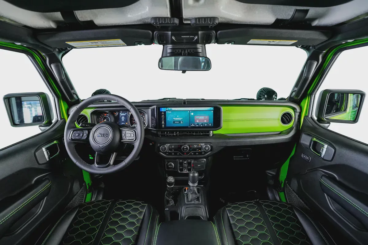 Jeep Wrangler 4DR SPORT-Full Option-Main Dealer Warranty and Service Contract-GCC Specification-9-9