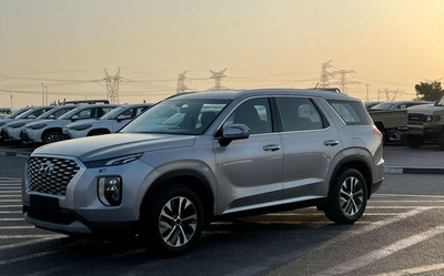 Hyundai Palisade 2022 Hyundai Paliside Gcc specs - 3.5L V6 -AWD 4x4 - Rear Camera & Sensor  - 7 Seater-1