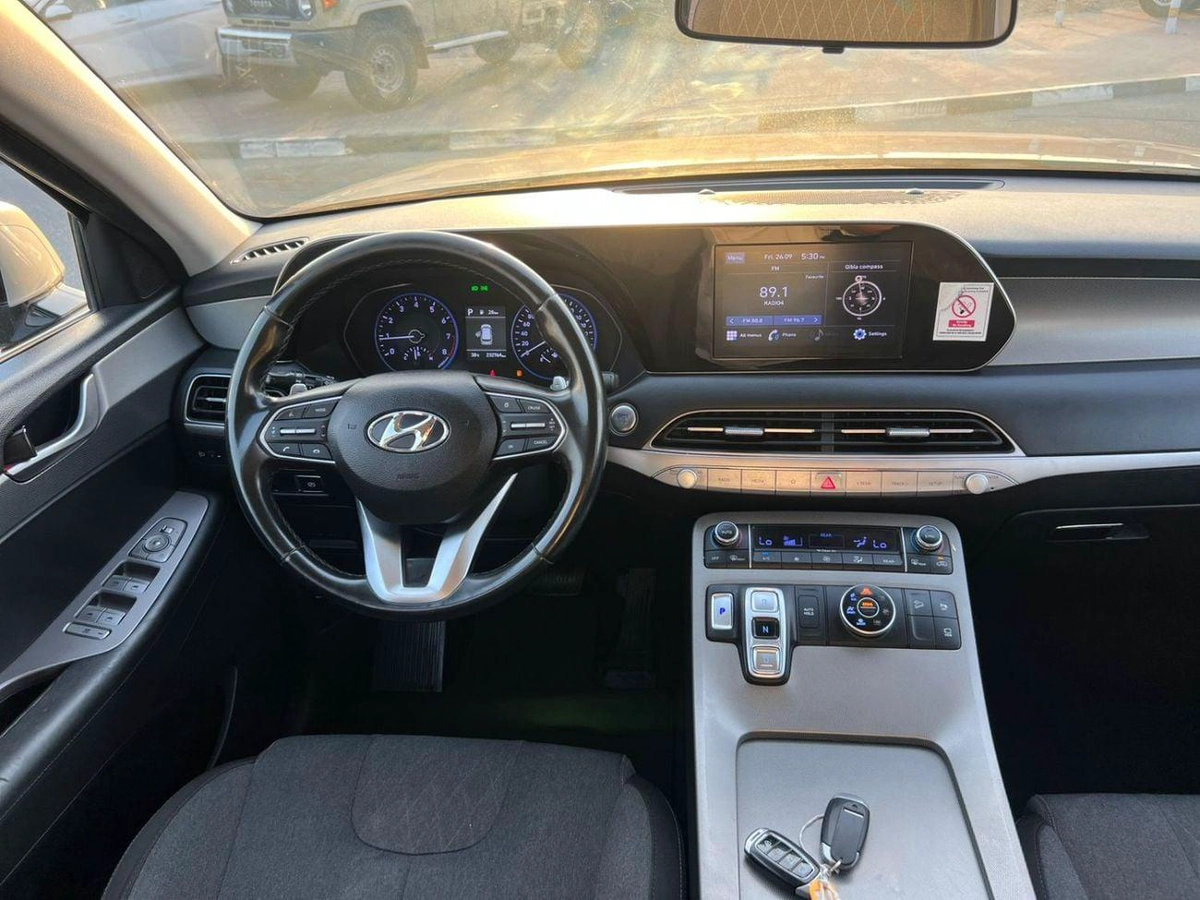 Hyundai Palisade 2022 Hyundai Paliside Gcc specs - 3.5L V6 -AWD 4x4 - Rear Camera & Sensor  - 7 Seater-20-0