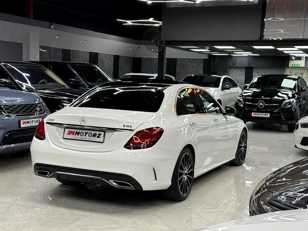 Mercedes-Benz C-Class C200 2019 | GCC Specs | Low Mileage | Pristine Condition