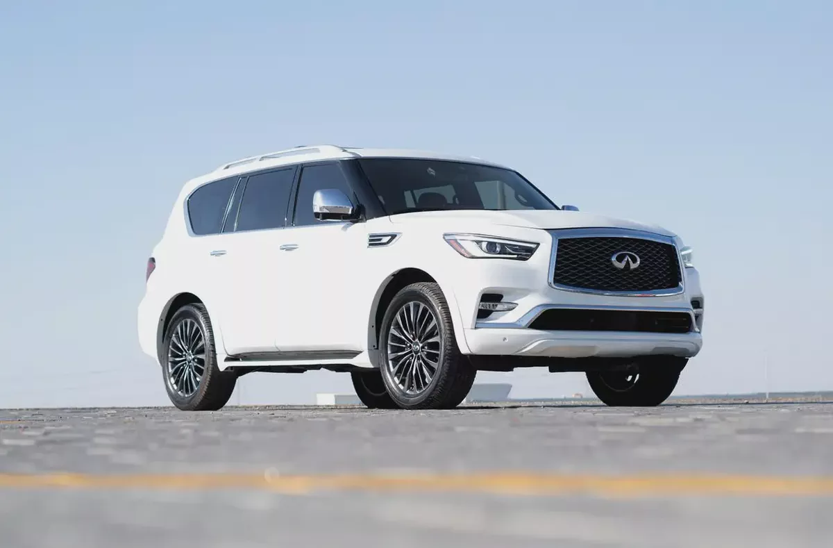 Infiniti QX80 Sensory 2024 - American Specs - Pristine Condition-1-1