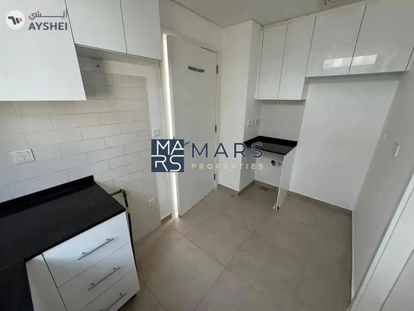 Spacious, Luxury 2 Bedroom Corner Townhouse with Close Kitchen Available For Rent in Nasma Residence