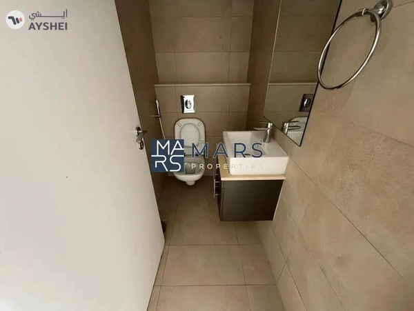 Spacious, Luxury 2 Bedroom Corner Townhouse with Close Kitchen Available For Rent in Nasma Residence