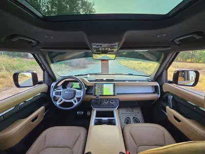 Defender 110 X-Dynamic HSE 2025 | GCC Specs | Brand New | Perfect condition | Under warranty 2 years-6