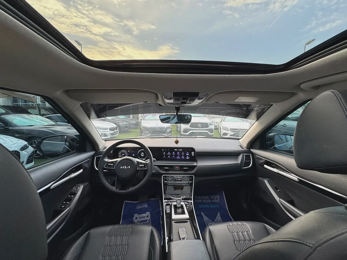 2025 Kia Seltos SX - GCC Specs - Brand New!- Warranty//Service Contract-13-13
