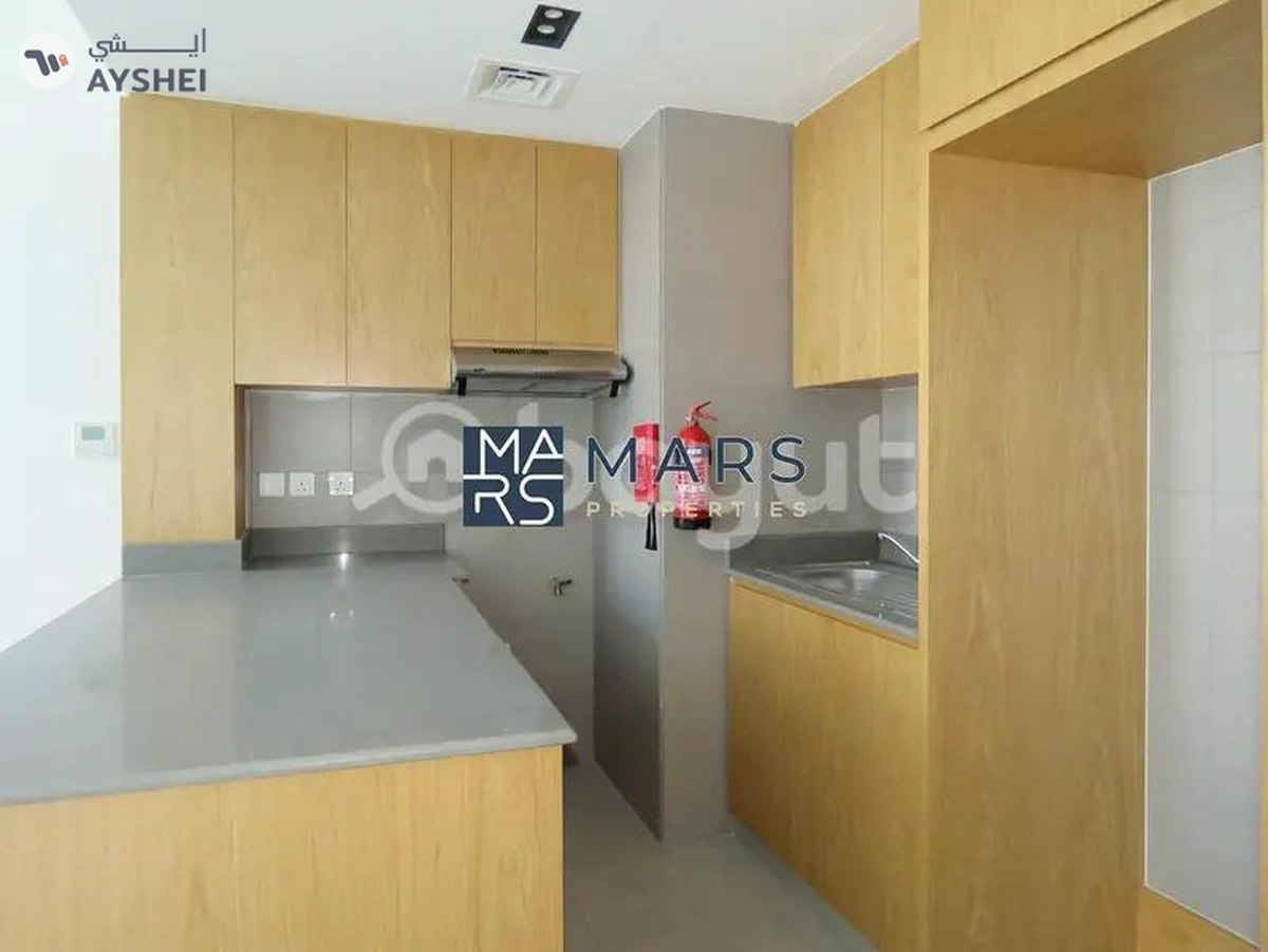 Brand New Unit | Big Layout | Modern-14-14